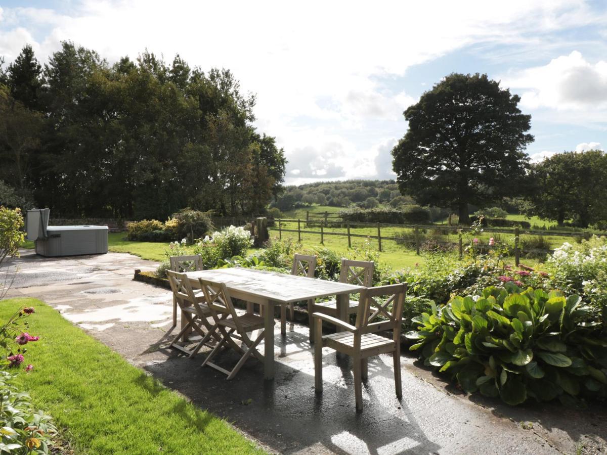 Lee House Cottage Cheddleton Exterior photo